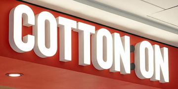 Cotton On achieves 56% plastic reduction with Omni’s Perfect Pallet Wrapping Solution