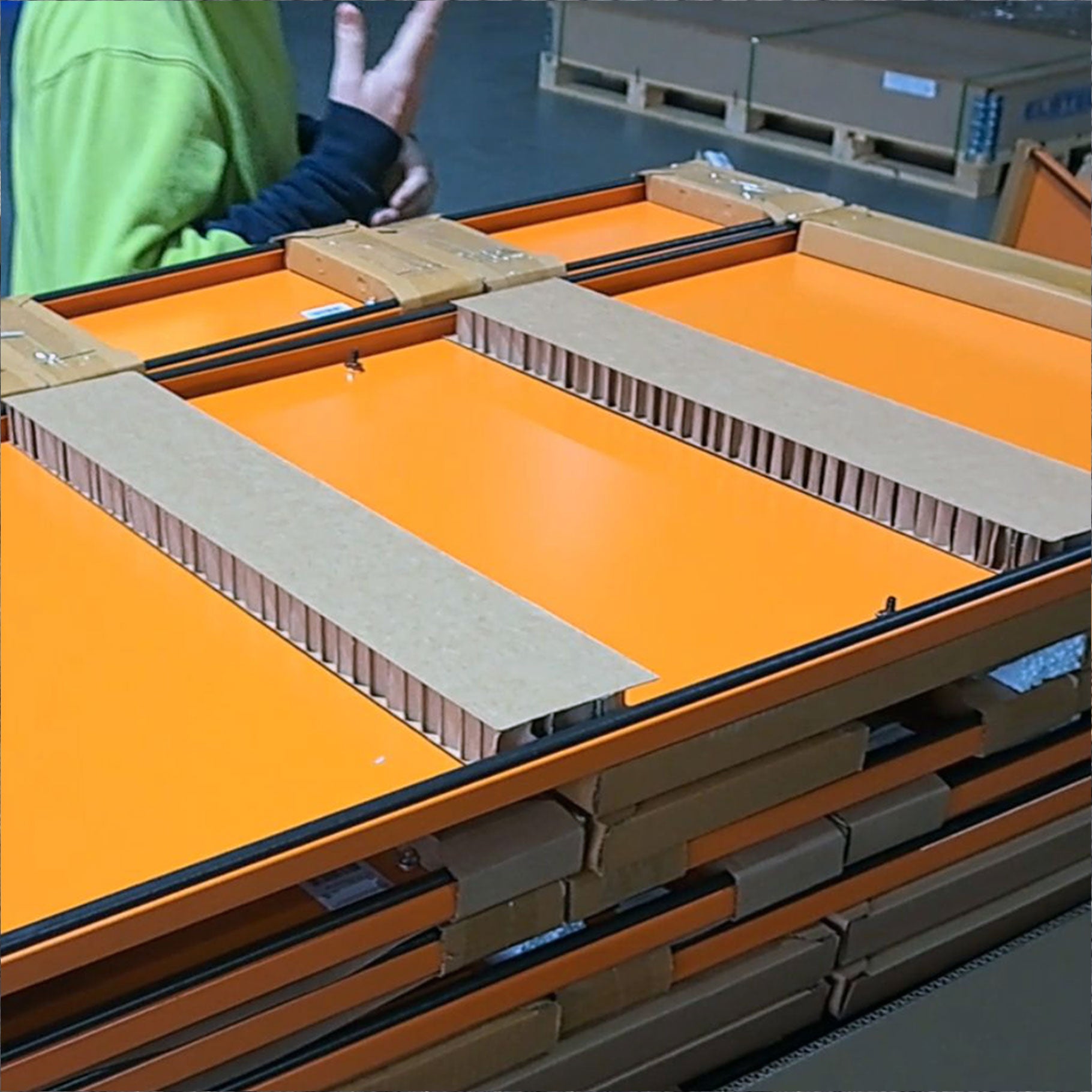 Honeycomb Board Bearer / Struts 1200mm x 120mm x 90mm - Omni Packaging 