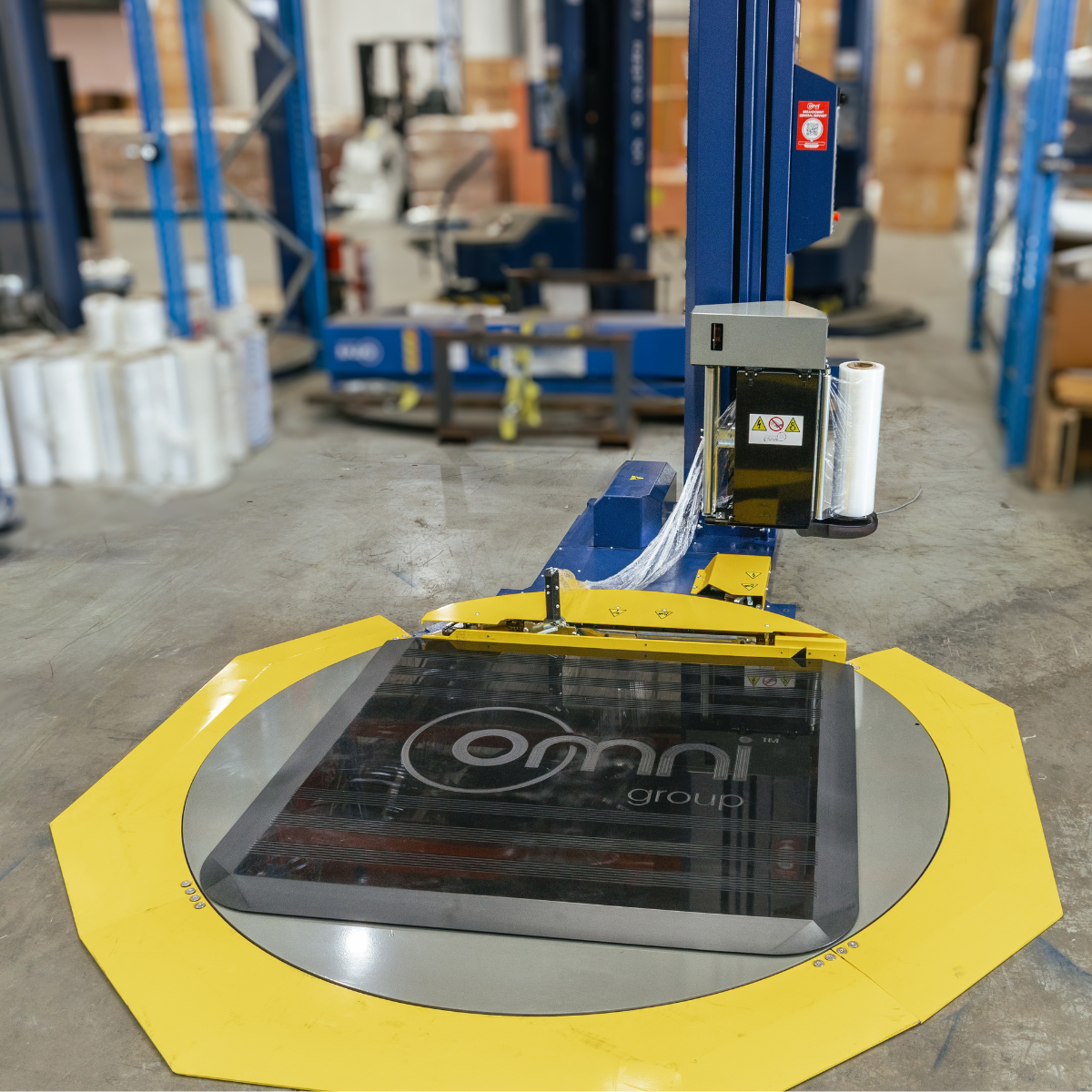 Plana Pallet Wrapping Machine with SuperCut™ | 18mm Turntable Height