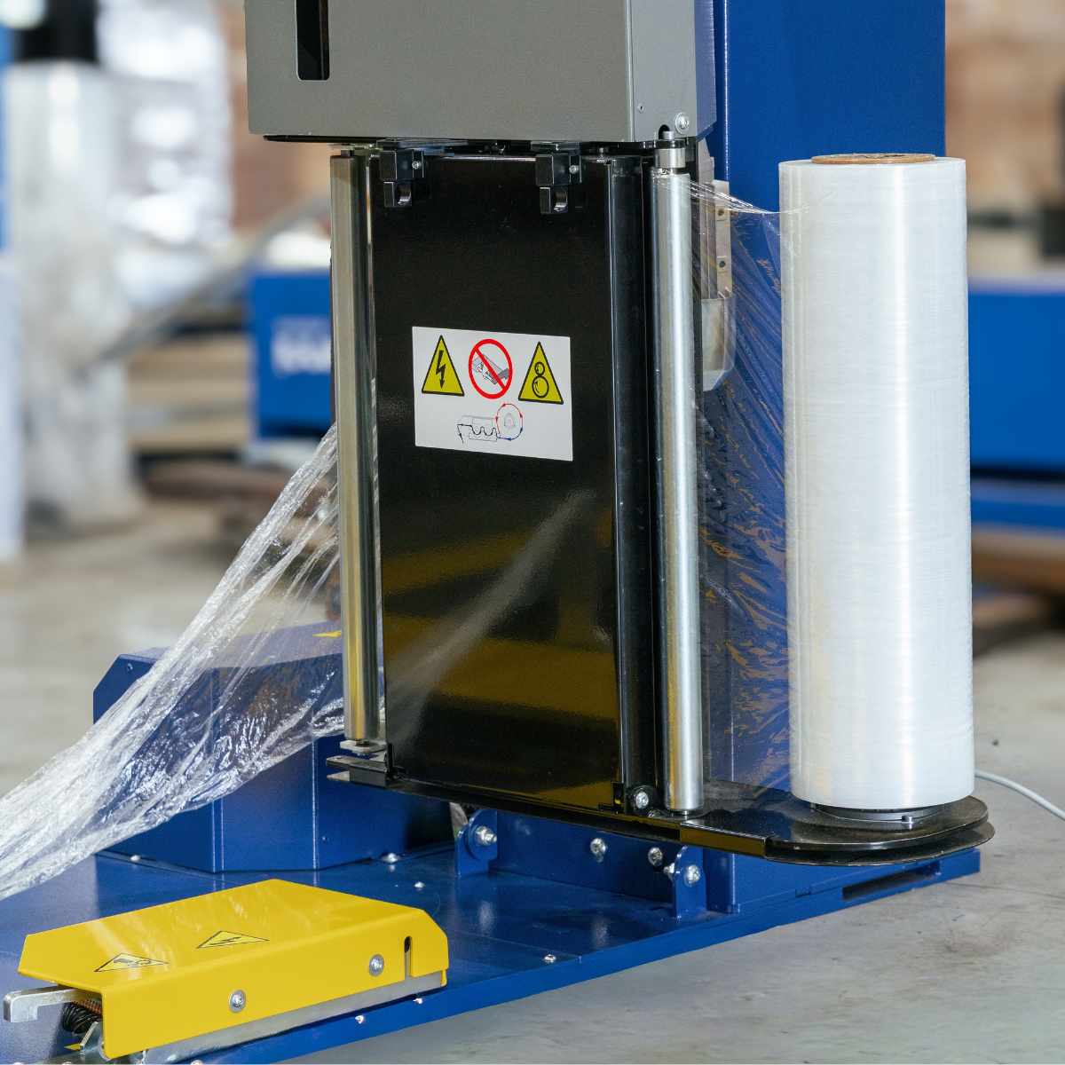 Plana Pallet Wrapping Machine with SuperCut™ | 18mm Turntable Height