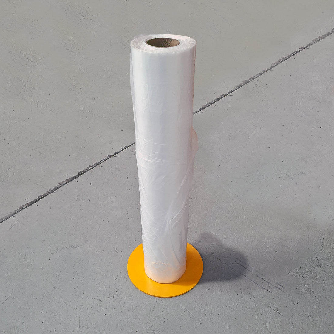 Pallet Top Sheet Dispenser - Vertical - Omni Packaging 