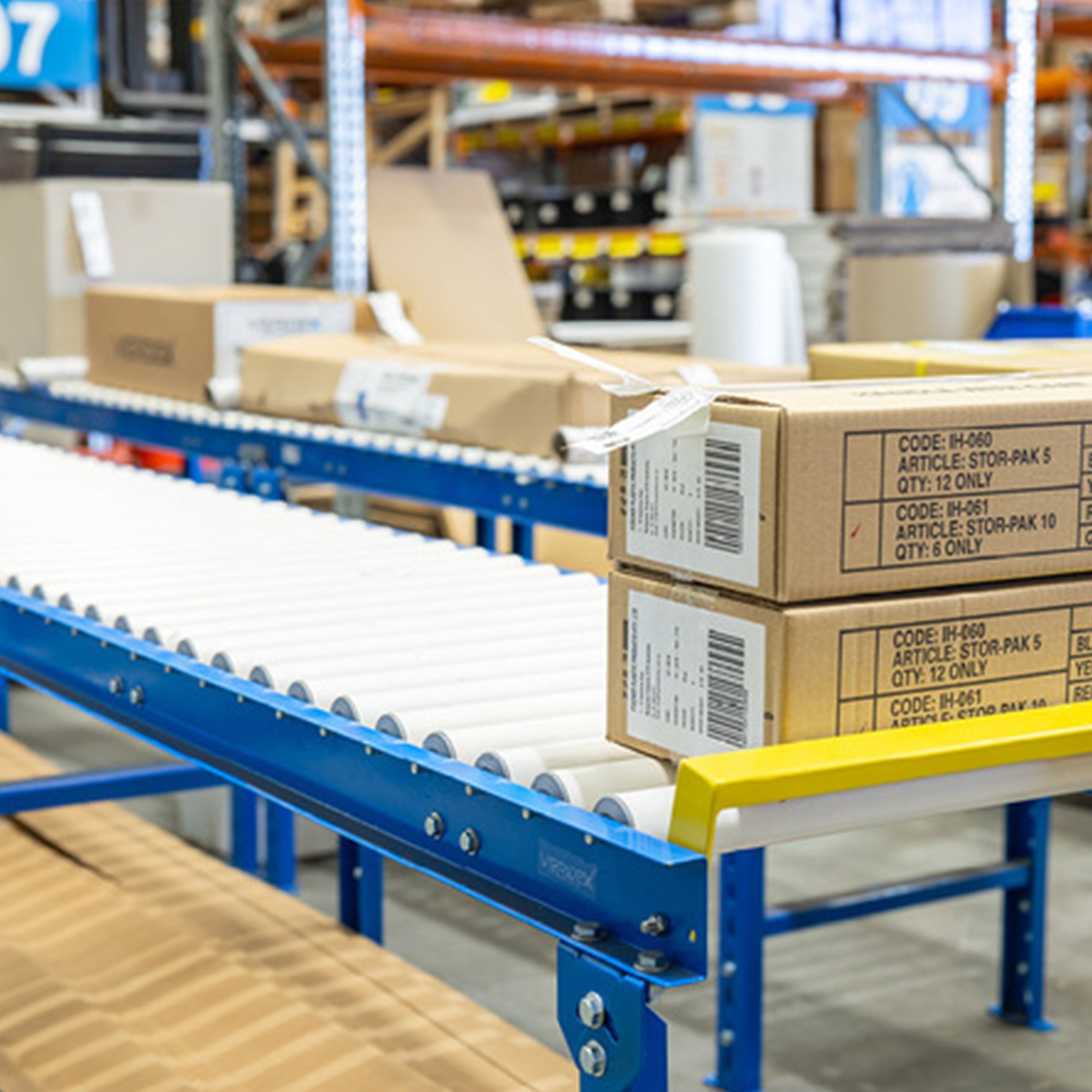 Gravity Steel Roller Conveyor 600mm W x 3.0m L - Omni Packaging 