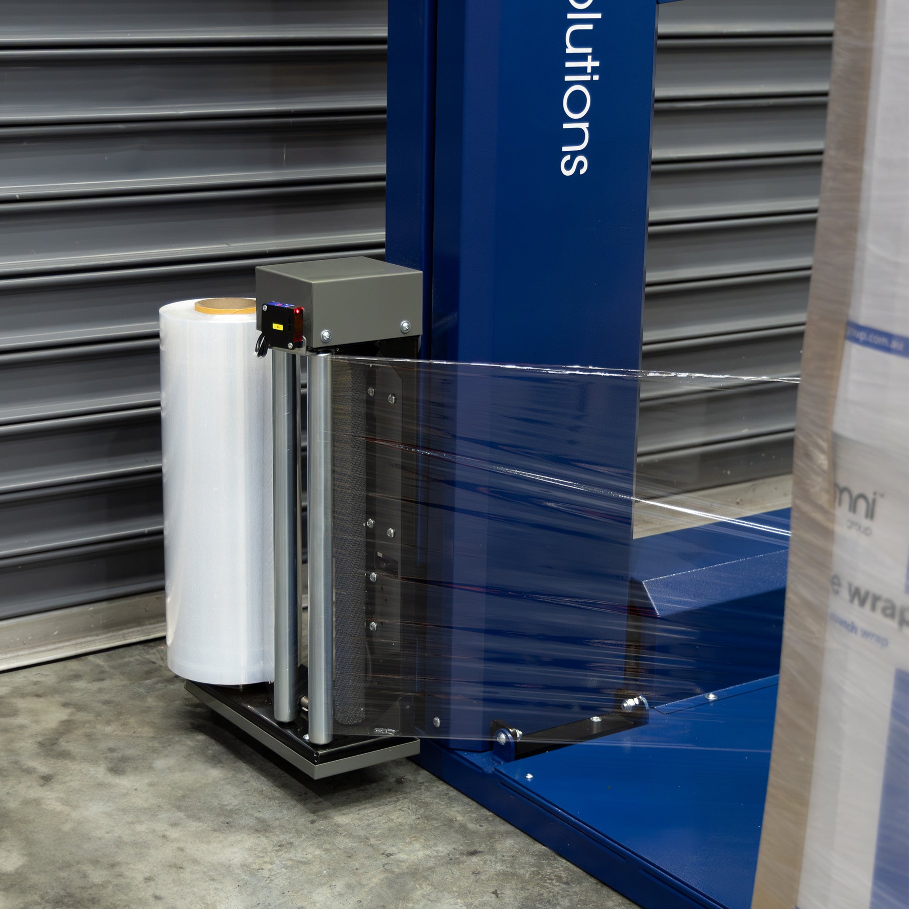 Pallet Wrapping Machine Omni Cresco 1500mm Turntable - Omni Packaging 