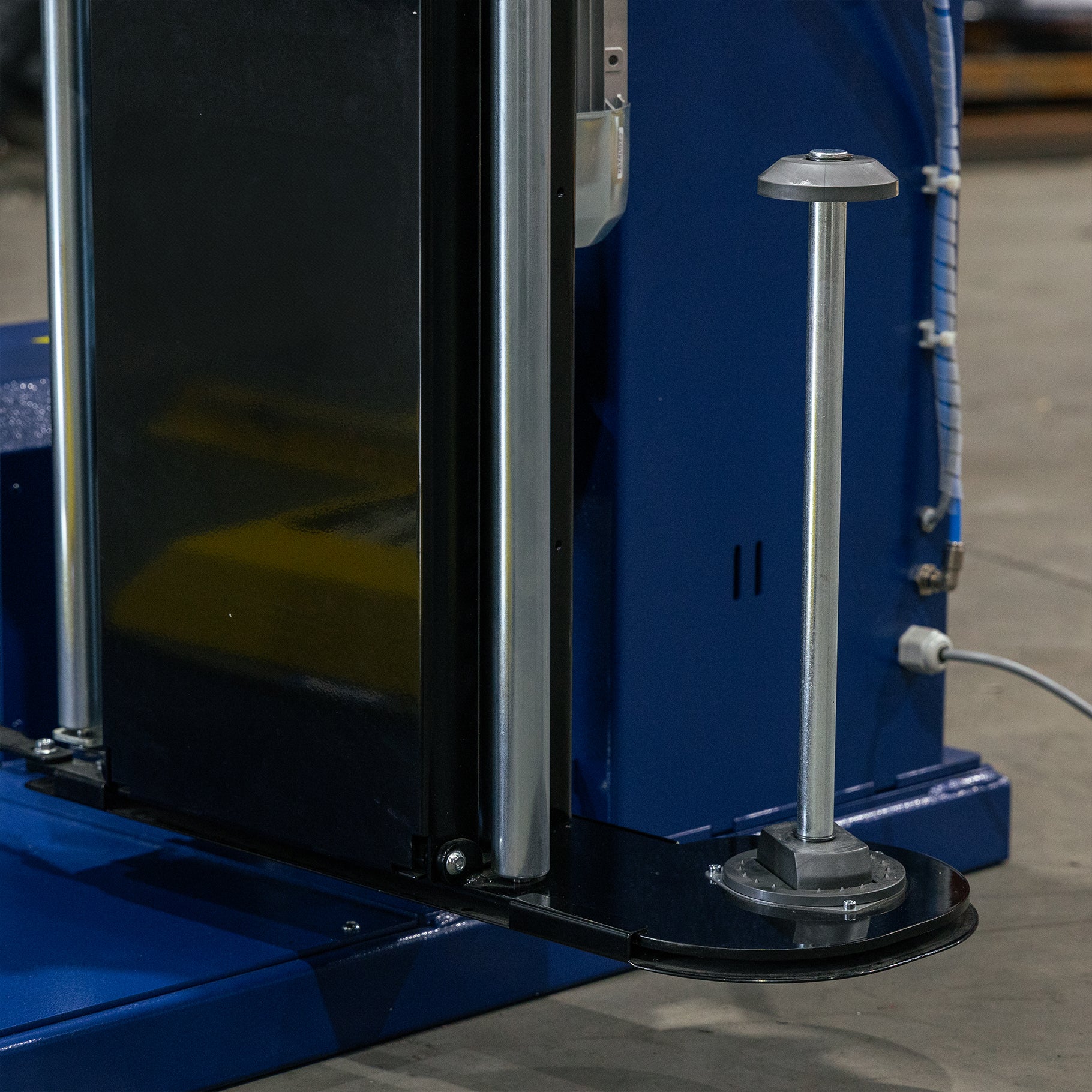 Pallet Wrapping Machine Omni SuperPlus Power Prestretch - Omni Packaging 